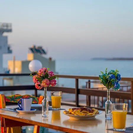 Sailor's Nest, Seaview Vfm Flat In Chania Downtown Chania (Crete)