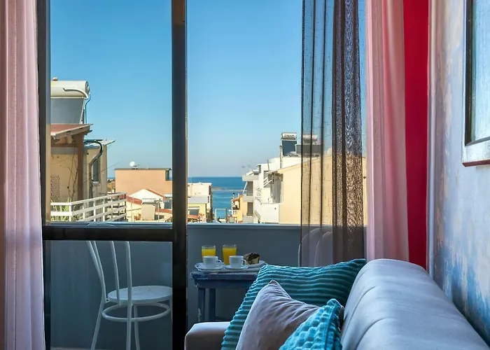 Sailor's Nest, Seaview Vfm Flat In Chania Downtown Apartment *