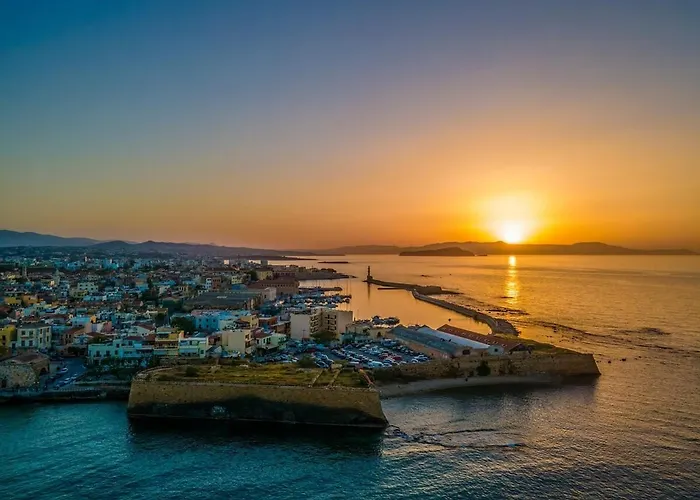 Апартаменты Sailor's Nest, Seaview Vfm Flat In Chania Downtown *